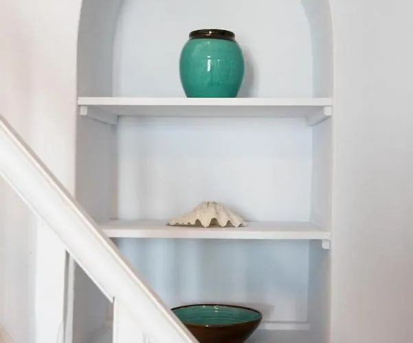 Traditional Split Level House In Prázdninový dům *