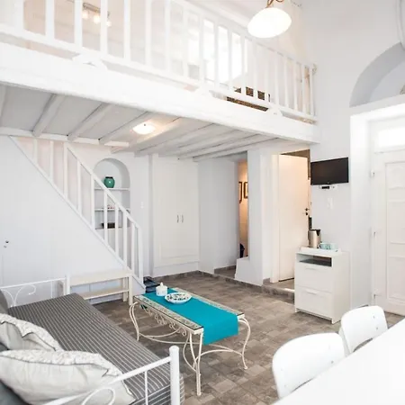 Traditional Split Level House In Holiday home *